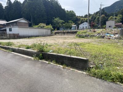 住宅用地（売地）大安町石榑南 公簿145.47坪 R421号線沿い 広々お土地