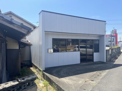 事業用地（中古戸建）朝日町大字縄生 公簿77.51坪 国道1号線沿い 角地