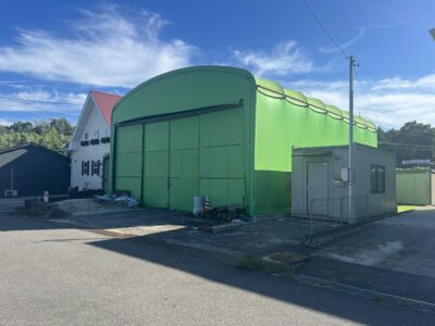 事業用地(売地)菰野町大字宿野 公簿67.15坪 テント倉庫付き 事業用地(売地)菰野町大字宿野 公簿67.15坪 テント倉庫付き