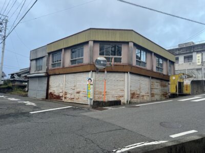 住宅用地（売地）北勢町阿下喜 公簿84.88坪 更地渡し 角地 あげき温泉徒歩2分 阿下喜駅徒歩3分