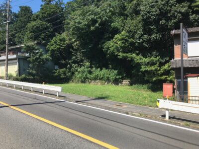 住宅用地（売地）北勢町阿下喜 公簿74.63坪 主要地方道沿い